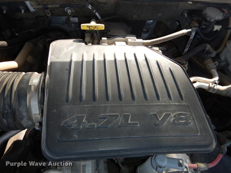 image for item DE1690 2007 Dodge Dakota Quad Cab pickup truck