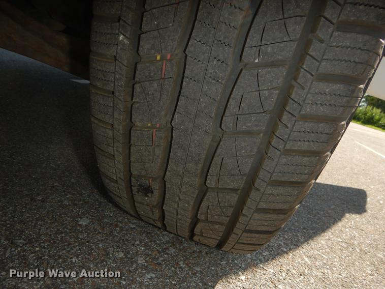 image for item DE1690 2007 Dodge Dakota Quad Cab pickup truck