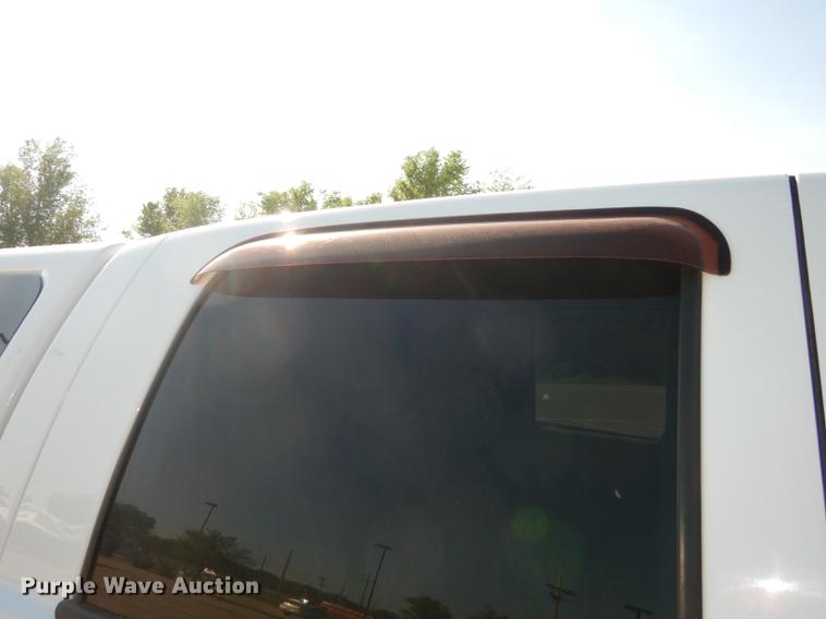 image for item DE1690 2007 Dodge Dakota Quad Cab pickup truck