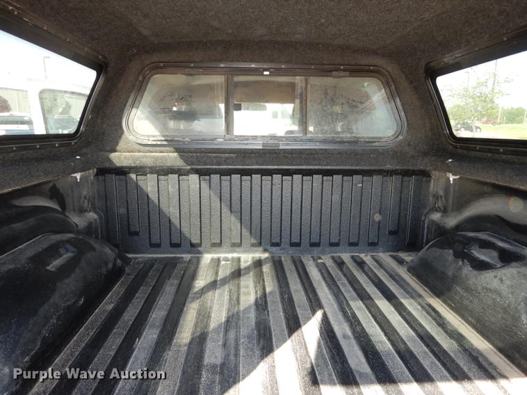 image for item DE1690 2007 Dodge Dakota Quad Cab pickup truck