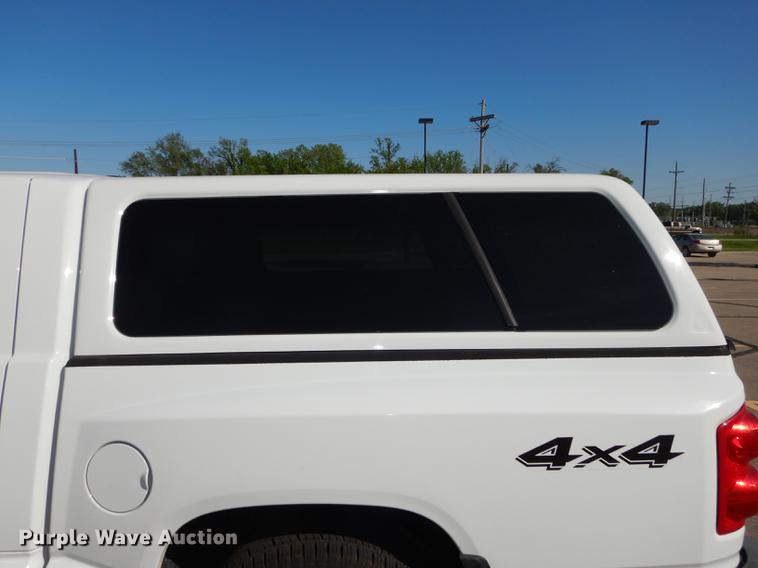 image for item DE1690 2007 Dodge Dakota Quad Cab pickup truck