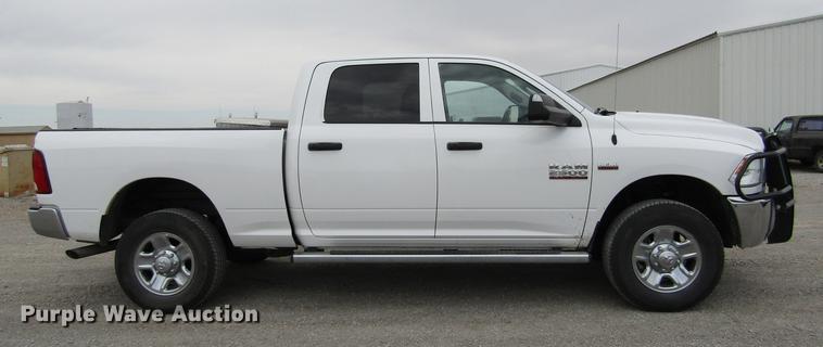 image for item DE6762 2015 Dodge Ram 2500HD Quad Cab pickup truck