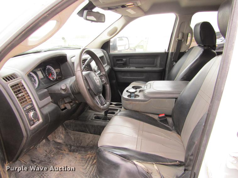 image for item DE6762 2015 Dodge Ram 2500HD Quad Cab pickup truck