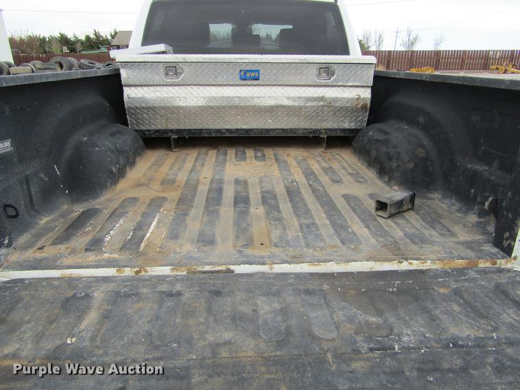 image for item DE6762 2015 Dodge Ram 2500HD Quad Cab pickup truck