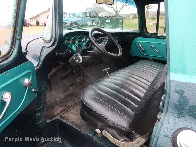 image for item DF3655 1959 Chevrolet Apache 31 pickup truck