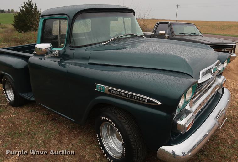 image for item DF3655 1959 Chevrolet Apache 31 pickup truck