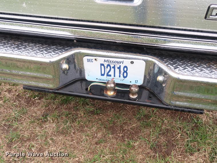 image for item DF3656 1985 Chevrolet C1500 pickup truck