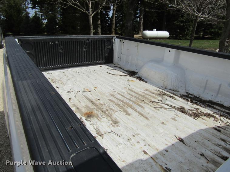 image for item DF3779 2005 Ford F250 Super Duty pickup truck