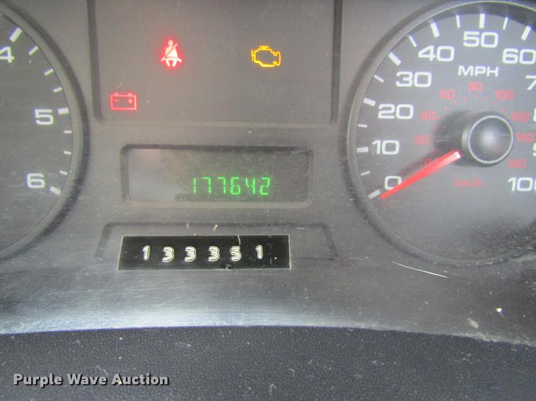 image for item DF3779 2005 Ford F250 Super Duty pickup truck