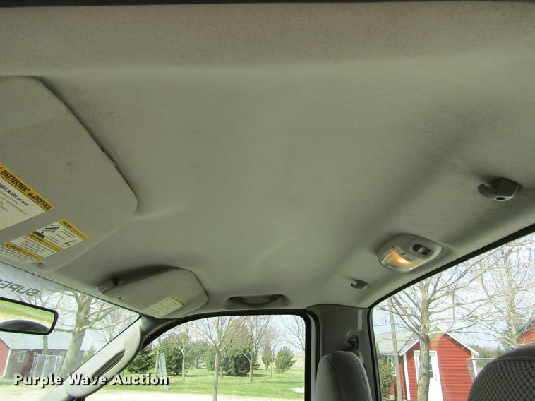 image for item DF3779 2005 Ford F250 Super Duty pickup truck