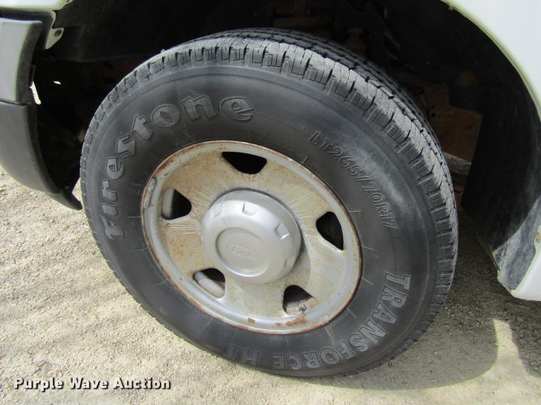 image for item DF3779 2005 Ford F250 Super Duty pickup truck