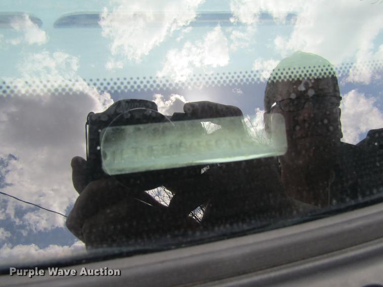 image for item DF3779 2005 Ford F250 Super Duty pickup truck