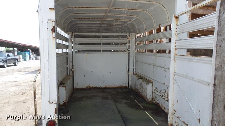 image for item DP9532 2001 Ponderosa livestock trailer