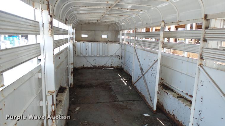 image for item DP9532 2001 Ponderosa livestock trailer
