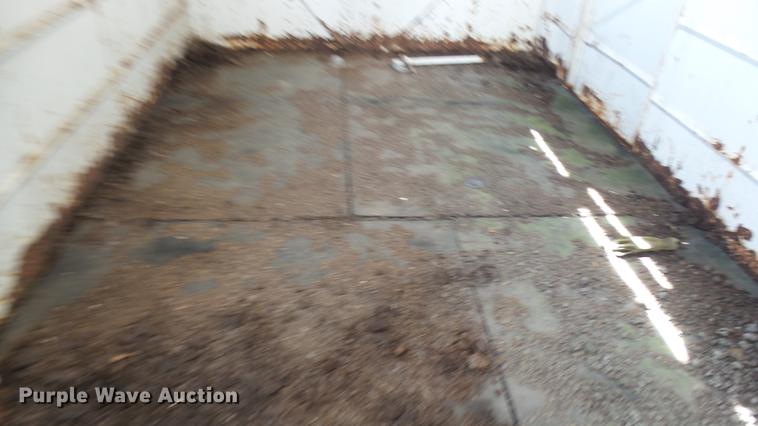 image for item DP9532 2001 Ponderosa livestock trailer