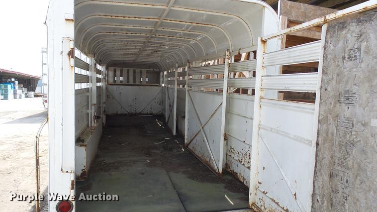 image for item DP9532 2001 Ponderosa livestock trailer