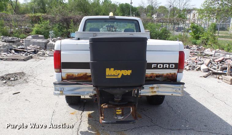 image for item DP9534 1992 Ford F150 XLT pickup truck