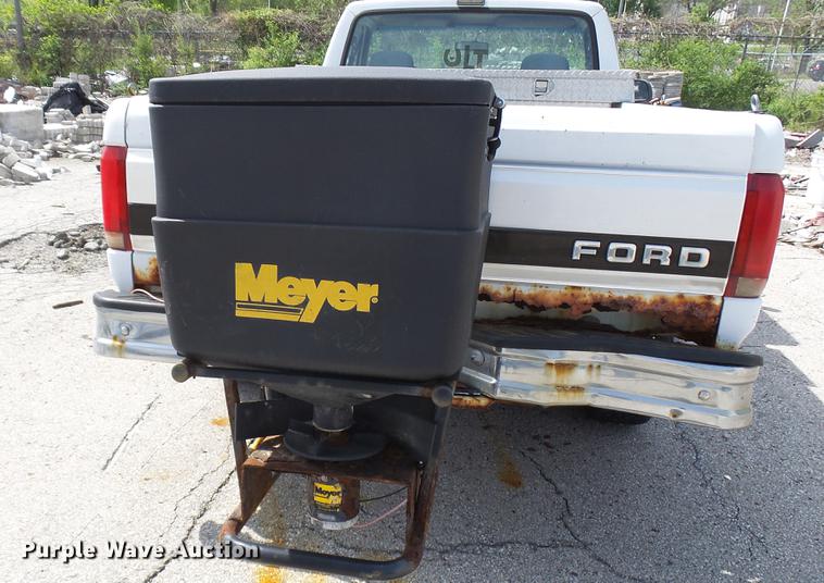 image for item DP9534 1992 Ford F150 XLT pickup truck