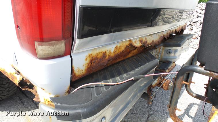 image for item DP9534 1992 Ford F150 XLT pickup truck