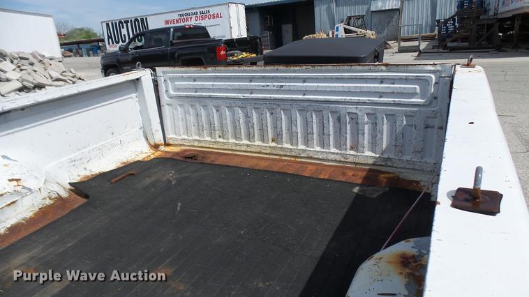 image for item DP9534 1992 Ford F150 XLT pickup truck