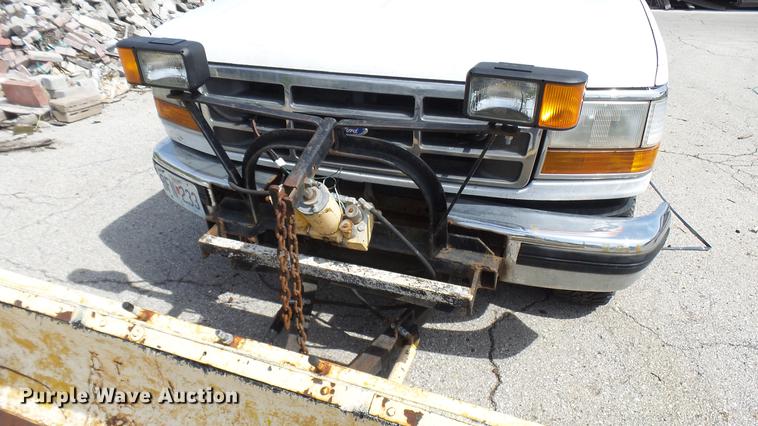 image for item DP9534 1992 Ford F150 XLT pickup truck