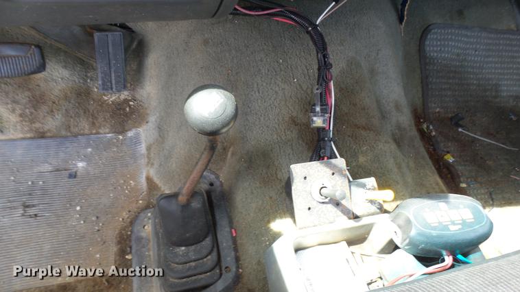 image for item DP9534 1992 Ford F150 XLT pickup truck