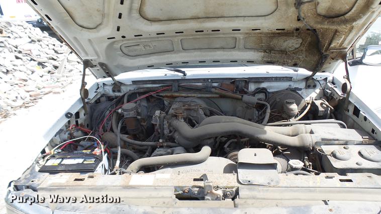 image for item DP9534 1992 Ford F150 XLT pickup truck