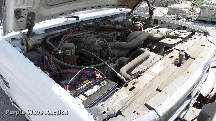 image for item DP9534 1992 Ford F150 XLT pickup truck