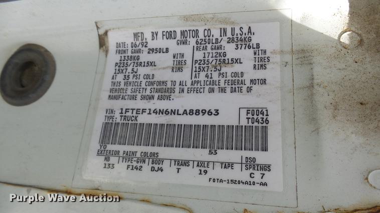 image for item DP9534 1992 Ford F150 XLT pickup truck