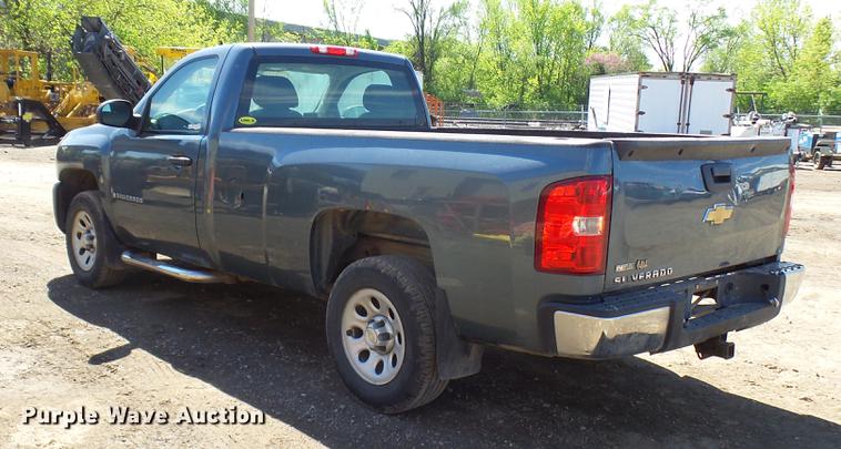 image for item DP9535 2008 Chevrolet Silverado 1500 pickup truck