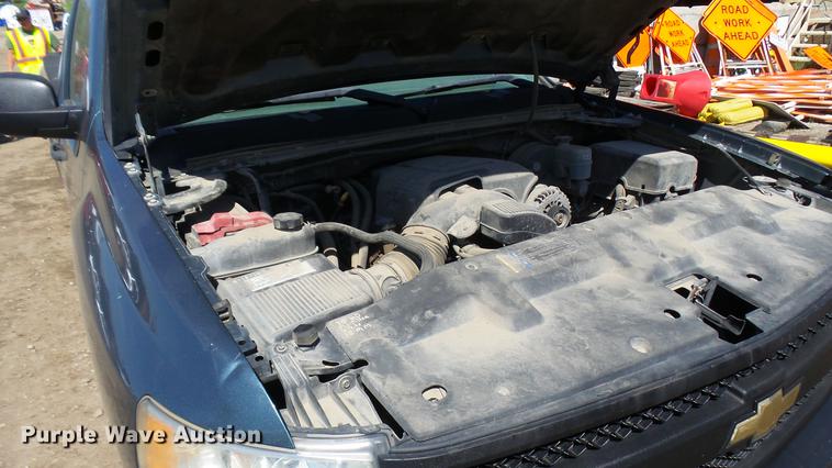 image for item DP9535 2008 Chevrolet Silverado 1500 pickup truck