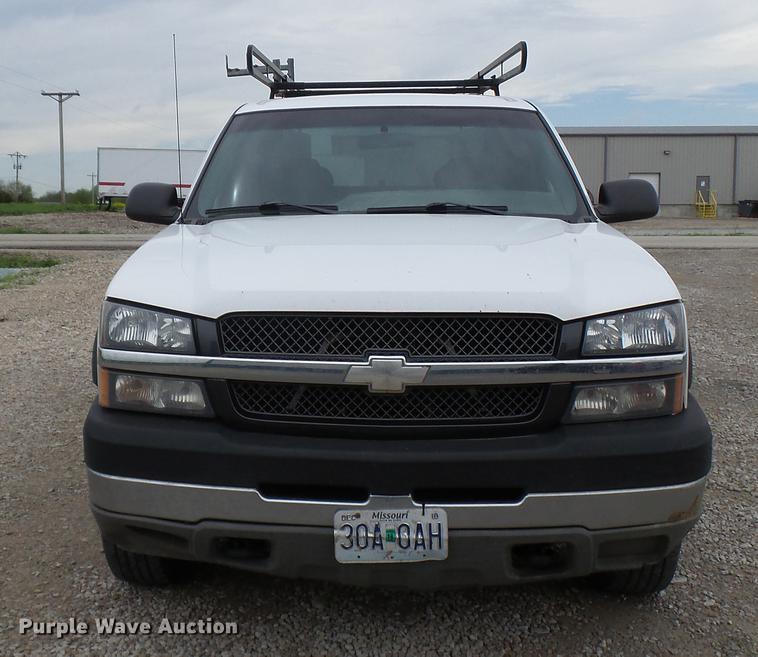 image for item DP9538 2003 Chevrolet Silverado 2500HD Ext. Cab pickup truck