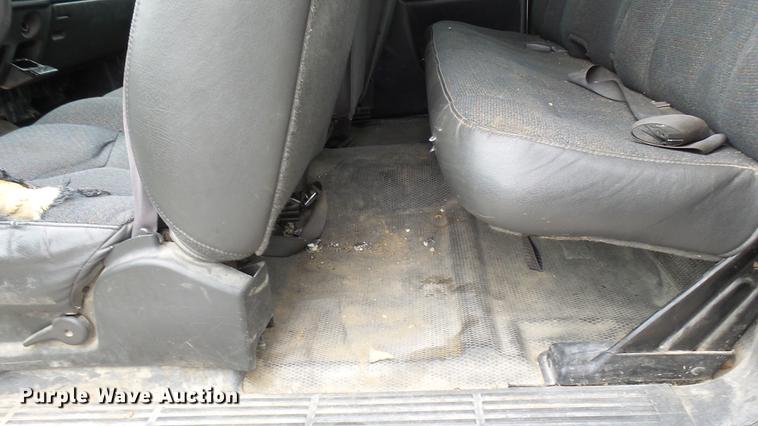 image for item DP9538 2003 Chevrolet Silverado 2500HD Ext. Cab pickup truck