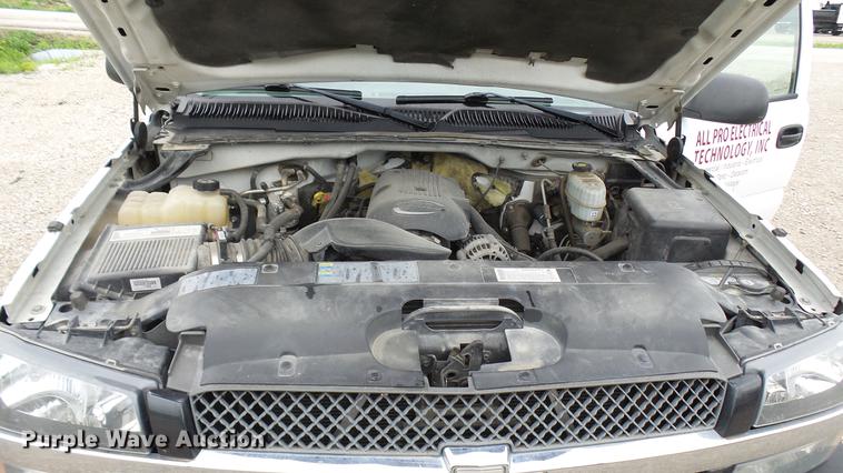 image for item DP9538 2003 Chevrolet Silverado 2500HD Ext. Cab pickup truck