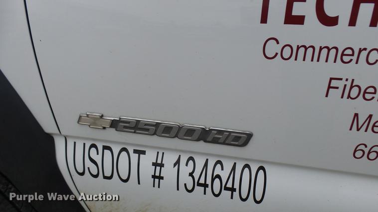 image for item DP9538 2003 Chevrolet Silverado 2500HD Ext. Cab pickup truck