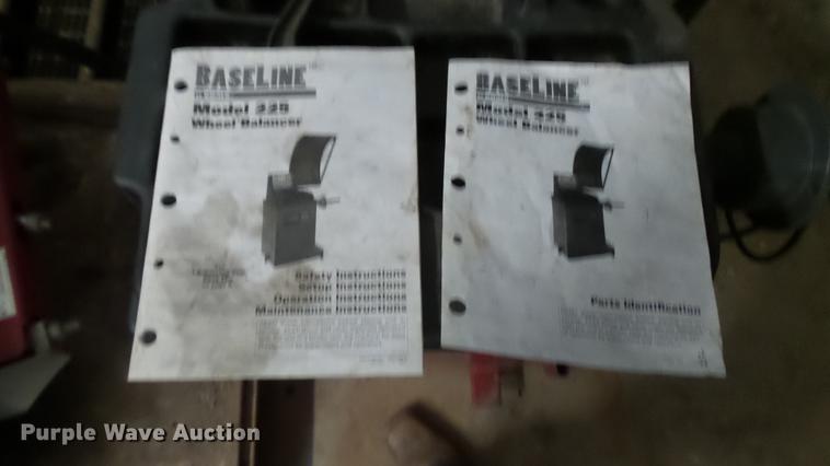 image for item DP9543 2013 Coats Baaseline 225 tire balancer