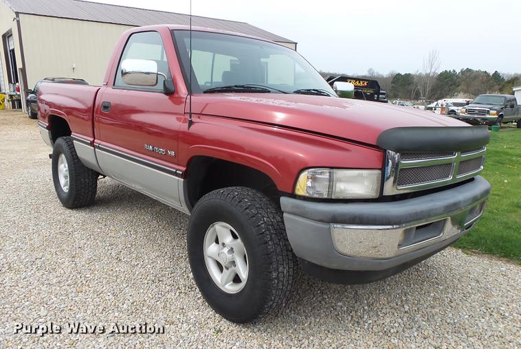 image for item DS9535 1997 Dodge Ram 1500 Laramie SLT pickup truck