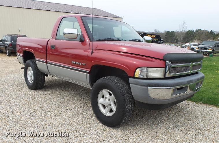 image for item DS9535 1997 Dodge Ram 1500 Laramie SLT pickup truck