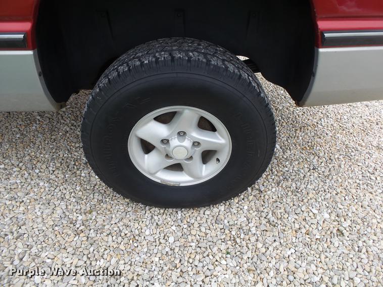 image for item DS9535 1997 Dodge Ram 1500 Laramie SLT pickup truck