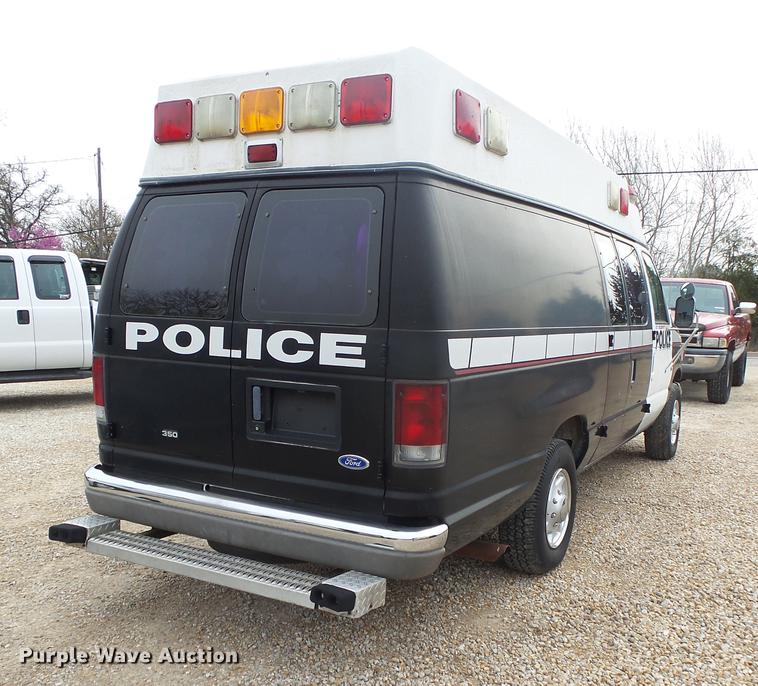 image for item DS9536 1995 Ford Econoline E350 van