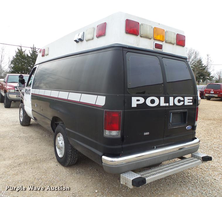 image for item DS9536 1995 Ford Econoline E350 van