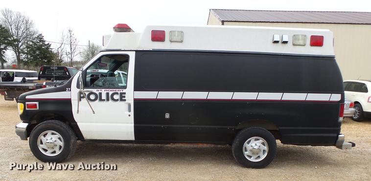 image for item DS9536 1995 Ford Econoline E350 van