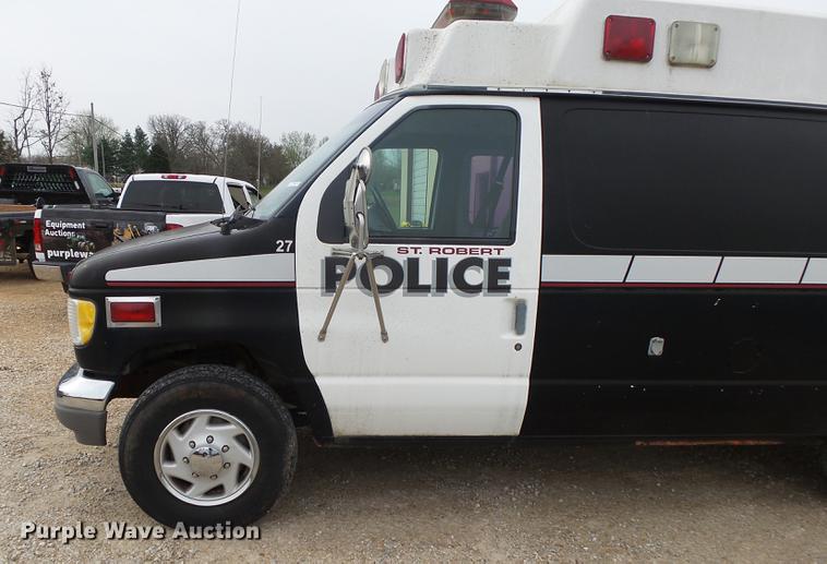 image for item DS9536 1995 Ford Econoline E350 van