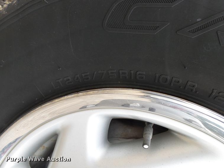 image for item DS9536 1995 Ford Econoline E350 van