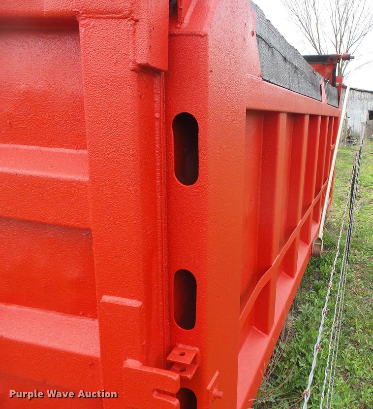 image for item DS9537 Dump bed