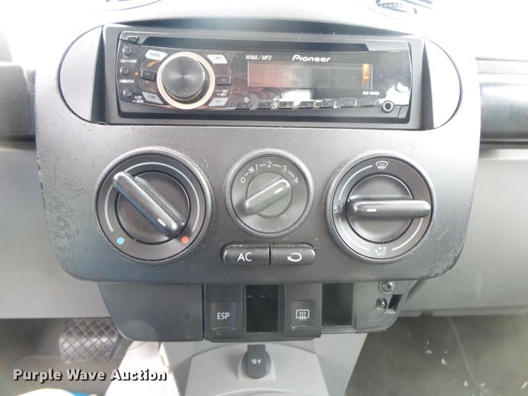 image for item DS9541 2005 Volkswagen New Bettle