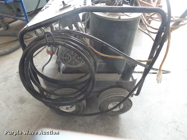 image for item DS9549 MTM 1502 hot pressure washer