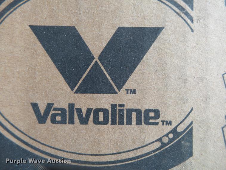 image for item DS9552 (30) cases of Valvoline 40W engine oil