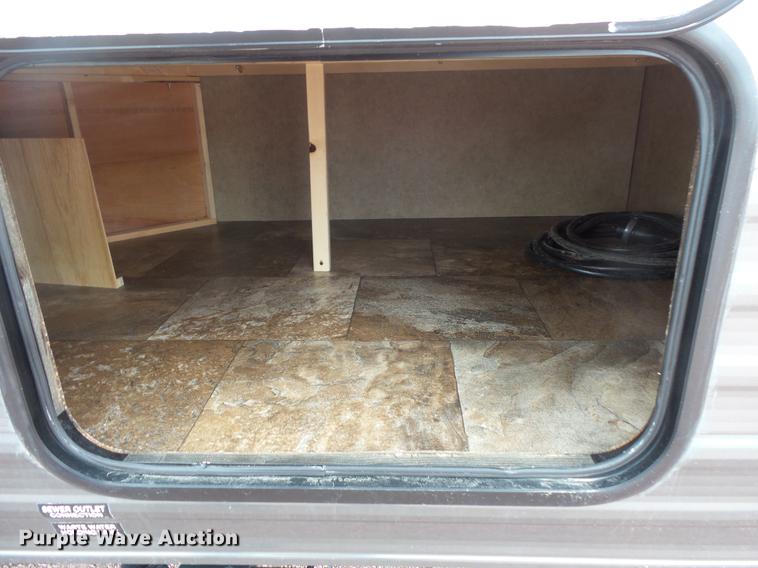 image for item DW9710 2015 Forest River 26DH Patriot camper