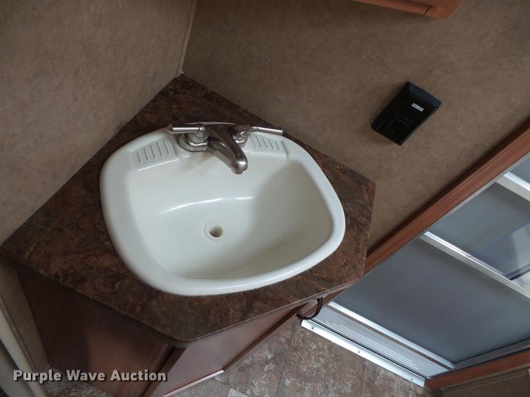 image for item DW9710 2015 Forest River 26DH Patriot camper